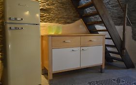 Cosy 1800 Farmhouse With Sauna